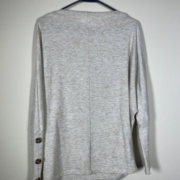 First Love Women's Cream Bat Wing Button Long Sleeve Sweater Top M/L! - Picture 4 of 4